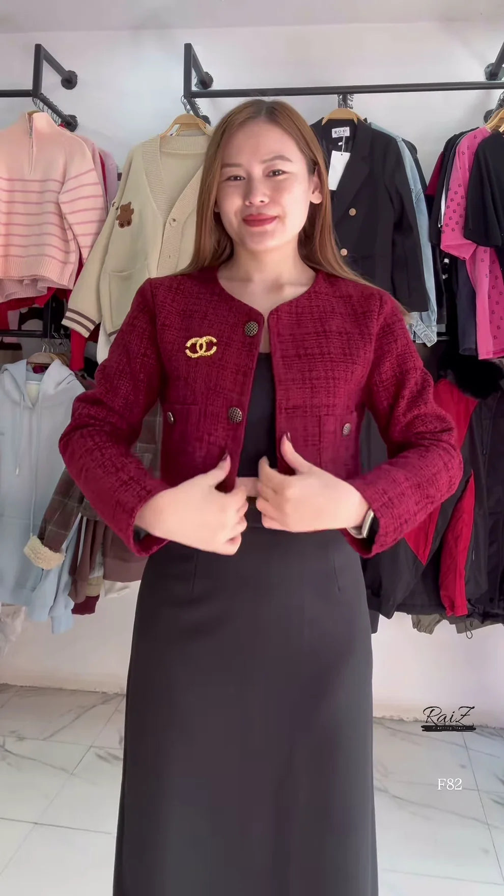 Elegant Cream Cropped Jacket – Redefine Your Classic Look with Chic Sophistication