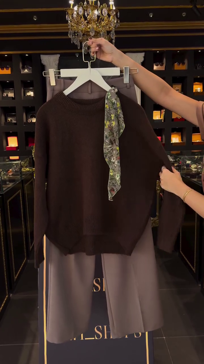 Elevate Your Style with Chic Tops and High-Waist Pants