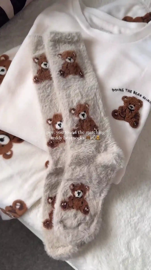 Teddy Bear Print White Lounge Set with Matching Socks
