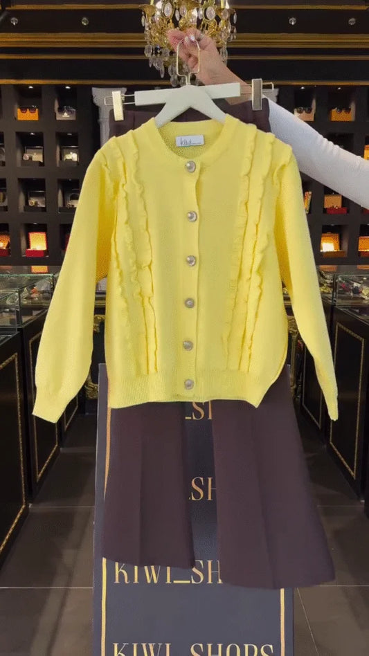 Girls Polyester Blend Round Neck Sweaters