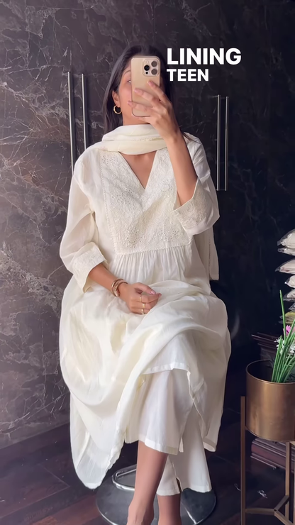 Mulcotton V-Neck Kurta Trio with Floral Embroidery – Soft Fabric Ethnicwear for Women