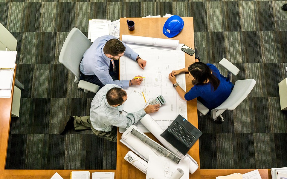 Revolutionizing Project Management: How AI is Automating Tasks and Boosting Efficiency
