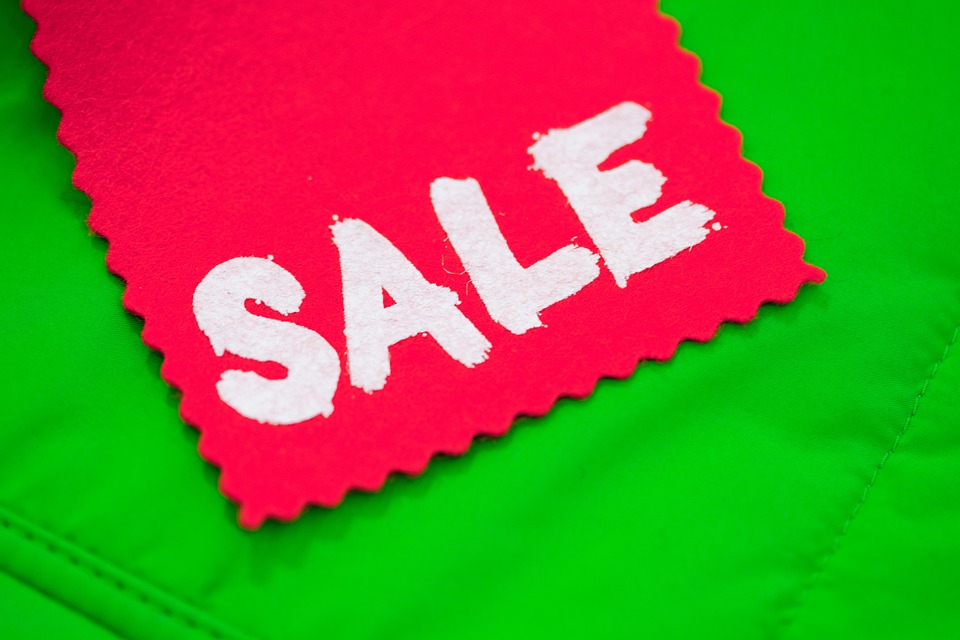 Revolutionize Your Sales Process: How AI-Powered CRM Follow-Up Automation Can Boost Conversions